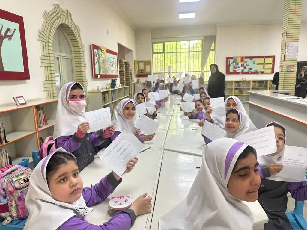 1291908-1 ویژهبرنامه «با سلامت سرآمدم» در مرکز ۳۲ کانون استان تهران