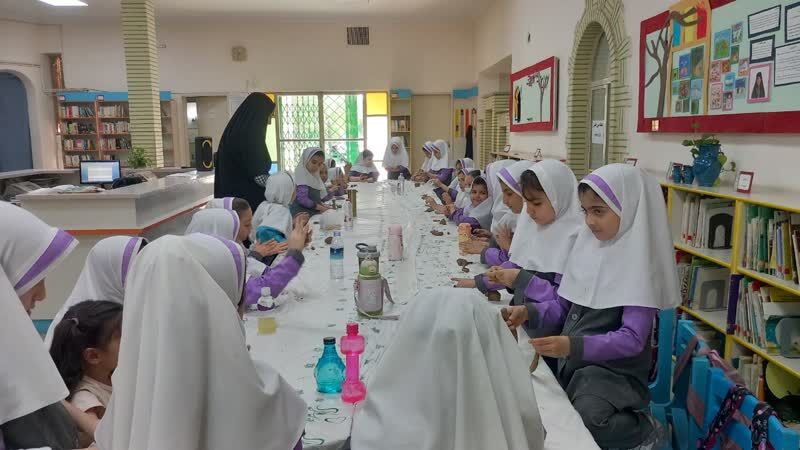 1291910-1 ویژهبرنامه «با سلامت سرآمدم» در مرکز ۳۲ کانون استان تهران