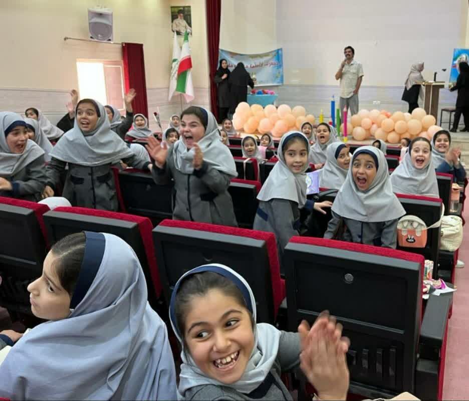 1292372-1 جشن دخترانه در مراکز فرهنگی- هنری همدان