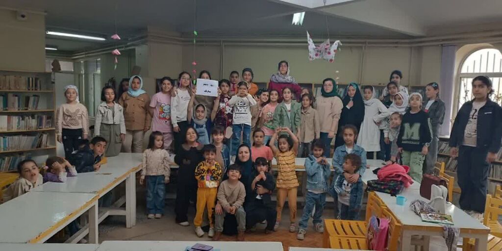 1292373-1 جشن دخترانه در مراکز فرهنگی- هنری همدان