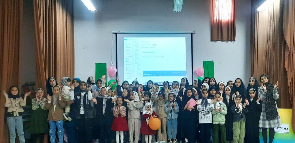 1292375-1 جشن دخترانه در مراکز فرهنگی- هنری همدان