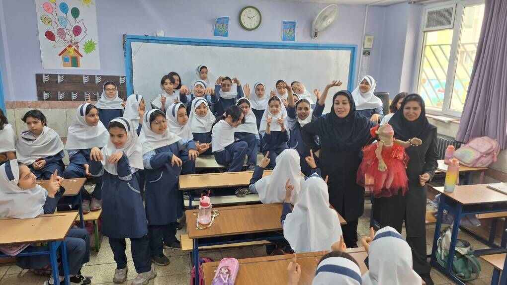 1292382-1 مراسم روز دختر در مراکز کانون استان تهران