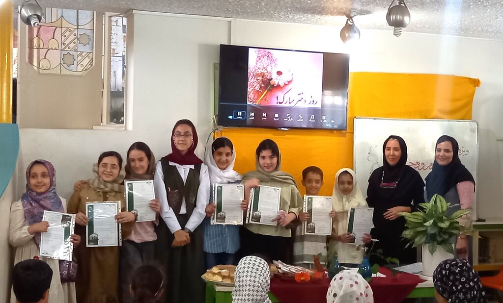 1292402-1 مراسم روز دختر در مراکز کانون استان تهران