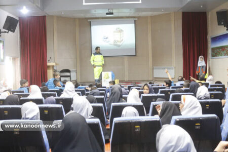 نخستین دوره از کارگاه‌های آموزشی فرهنگ شهروندی در کانون بهاباد برگزار شد