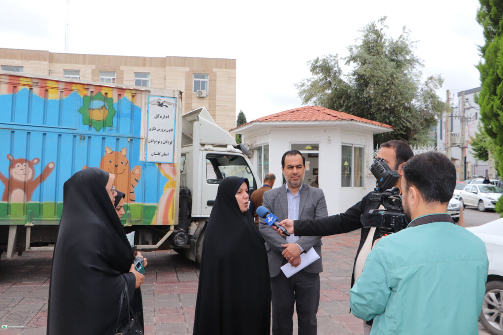 1292705-1 تجهیزات آموزشی و سرگرمی به ارزش یک میلیارد به کانون مراوهتپه رسید