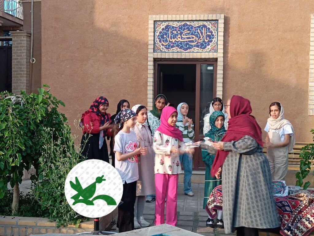 1292724 جشن روز دختر و شعرخوانی مادران گروه سمنی زِیکی در خانه تاریخی جهانپناه