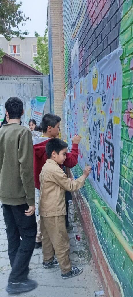 1293112 برگزاری ایستگاه نقاشی به مناسبت روز روانشناس در قوچان