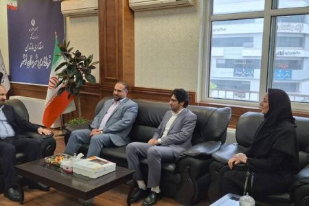 دیدار مدیرکل کانون با فرماندار نوشهر؛ تأکید بر گسترش فعالیت‌های فرهنگی 