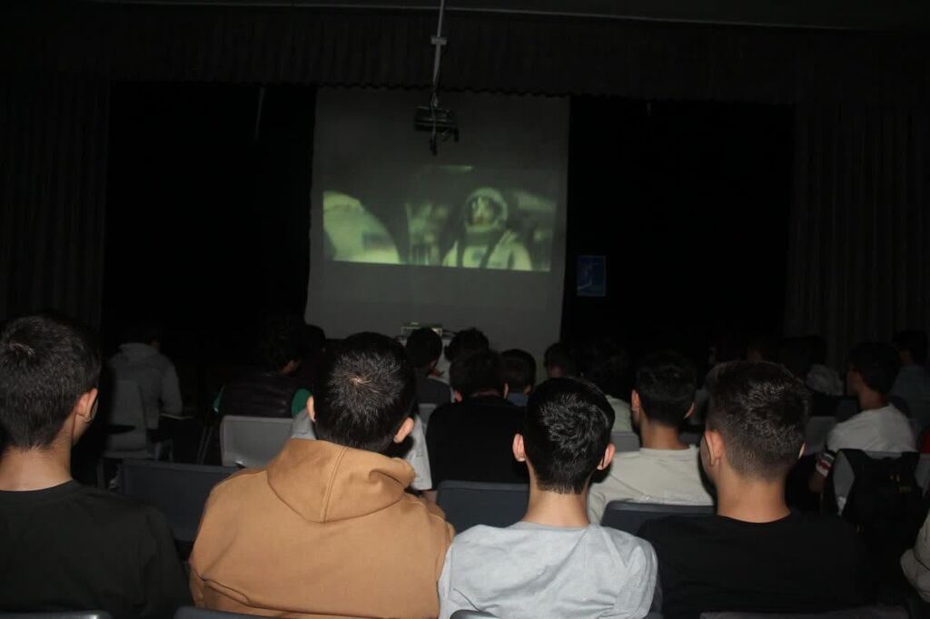 1293332 سینما نجوم در شهر مهاباد