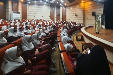 اجرای ویژه برنامه “دخترانه” در مجتمع آفرینش برگزار شد