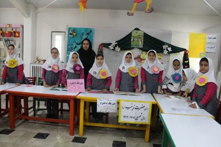 دو ویژه برنامه به مناسبت دهه کرامت