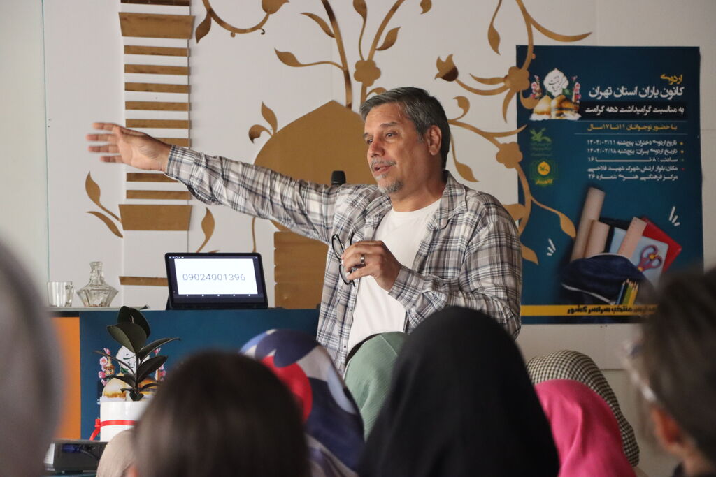 1294000 حضور ۱۰۰ کانونیار در اردوی استان تهران