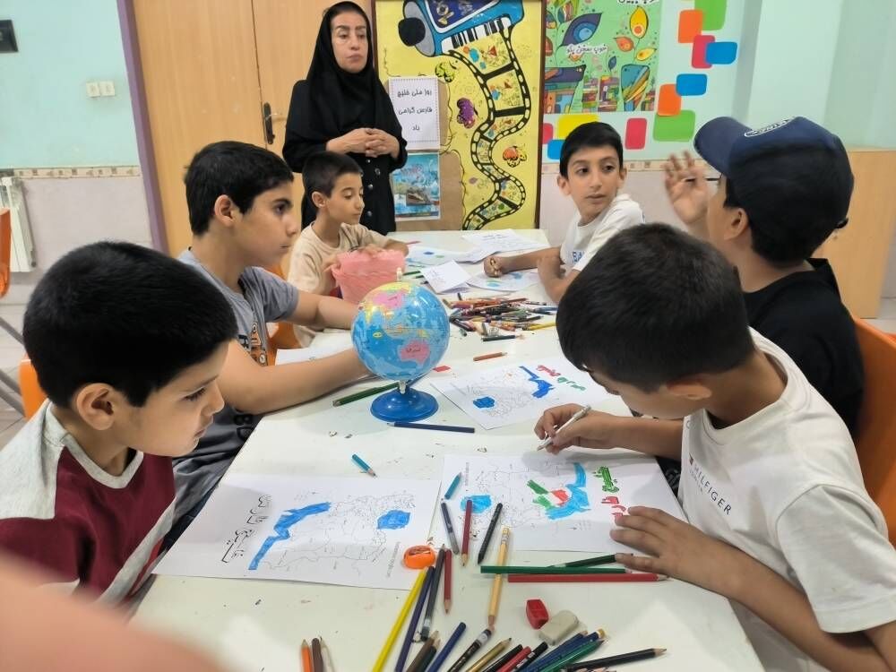 1294225 مراکز کانون فارس با برنامههای فرهنگی ویژه روز ملی خلیج فارس را گرامی داشتند