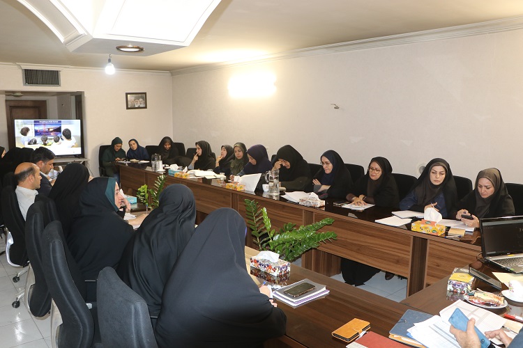 نشست شورای فرهنگی کانون استان اصفهان برگزار شد