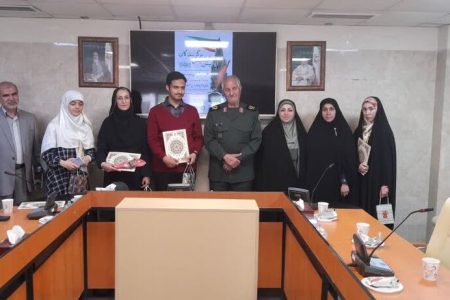 مربیان و اعضای کانون همدان برگزیده جشنواره “یوسف” و “شعر مقاومت” شدند