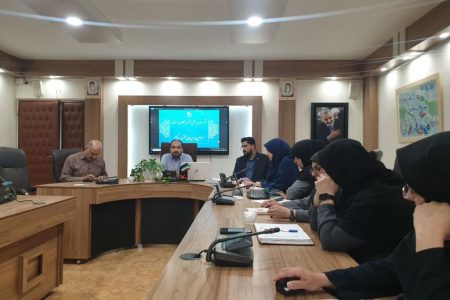 تبیین سیاست‌های کانون در سال ۱۴۰۴ در نشست مدیرکل با مسئولین و مربیان استان