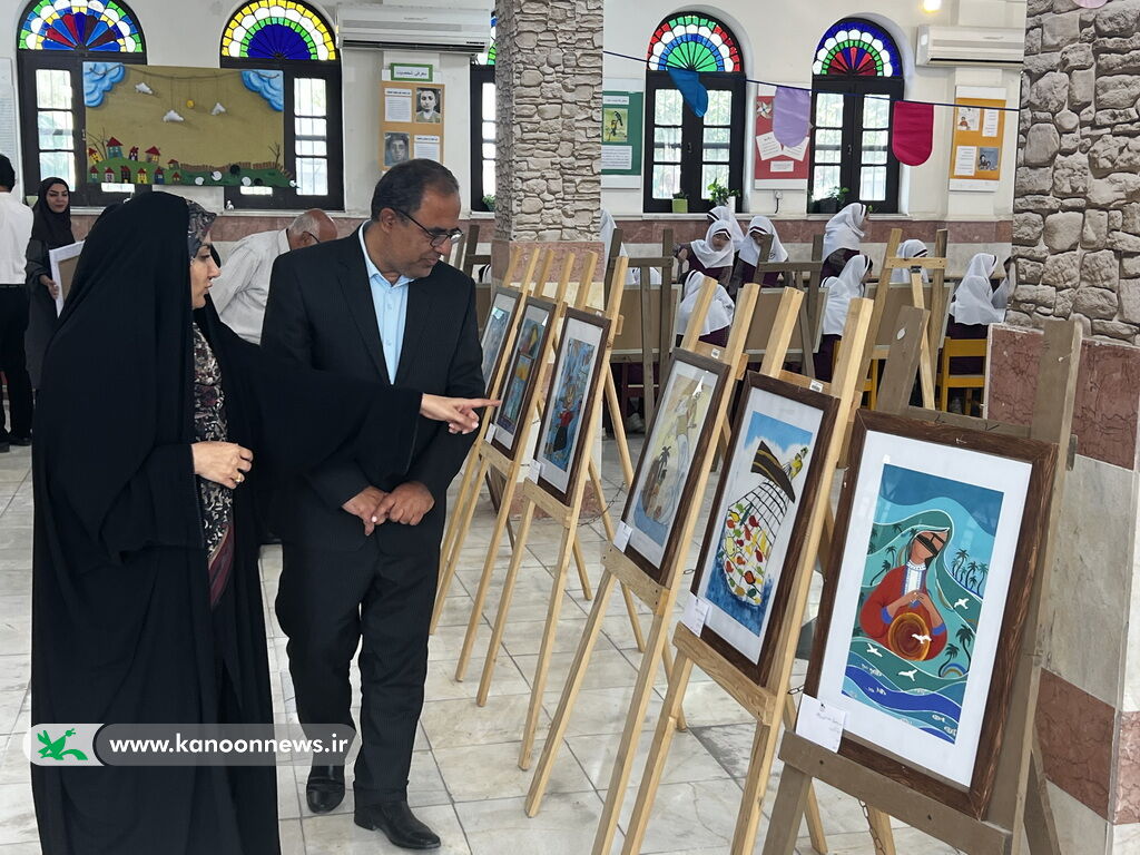 1294537 نمایشگاه آثار نقاشی اعضا و مربیان کانون استان بوشهر افتتاح شد