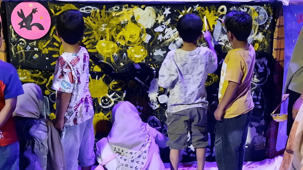 1294587 سفر علمی کودکان در ویژهبرنامههای هفته نجوم در کانون فارس