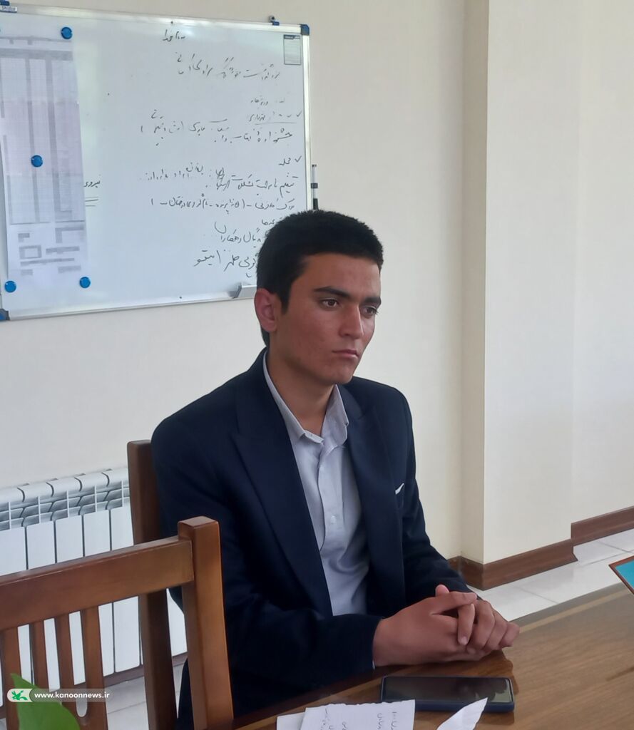 1294590 برنامهریزی برای ارتقای جایگاه نوجوانان در کرمان