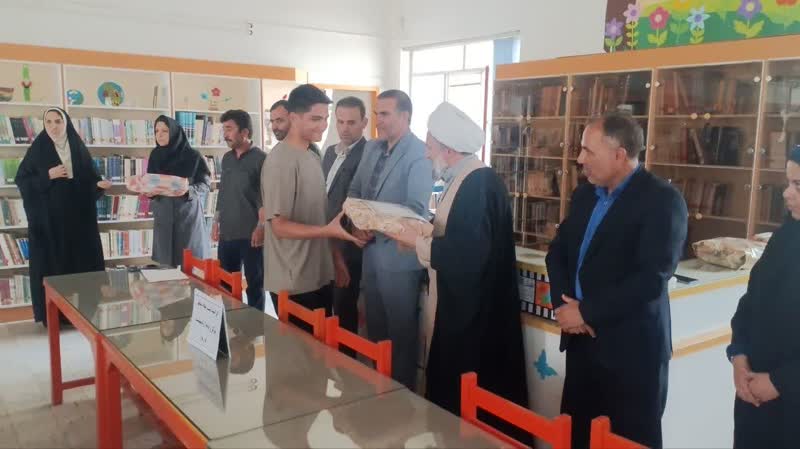 1295184 آیین اختتامیه جشنواره "یک کتاب یک قصه"