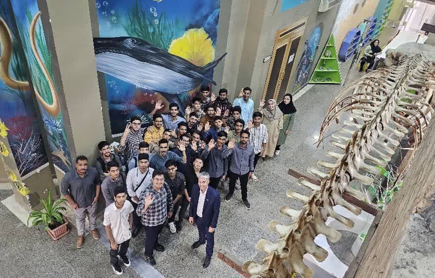 1295295 بازدید دانشجویان آموزش ابتدایی دانشگاه فرهنگیان بندرعباس از مرکز تخصصی علوم کانون