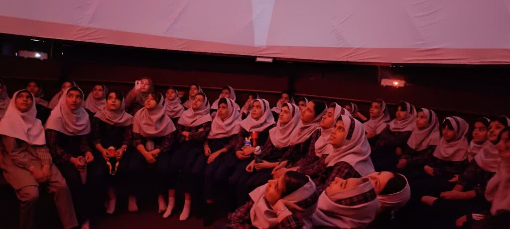 1295300 ویژه برنامه اختتامیه هفته نجوم درمرکز نجوم ورصد خانه ایلام