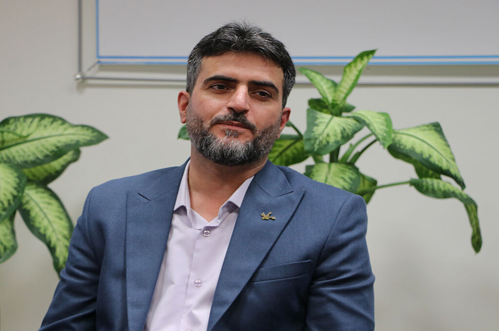 1295525 همراهی با کانون پرورش فکری مشارکت در مدیریت فرهنگی جامعه است