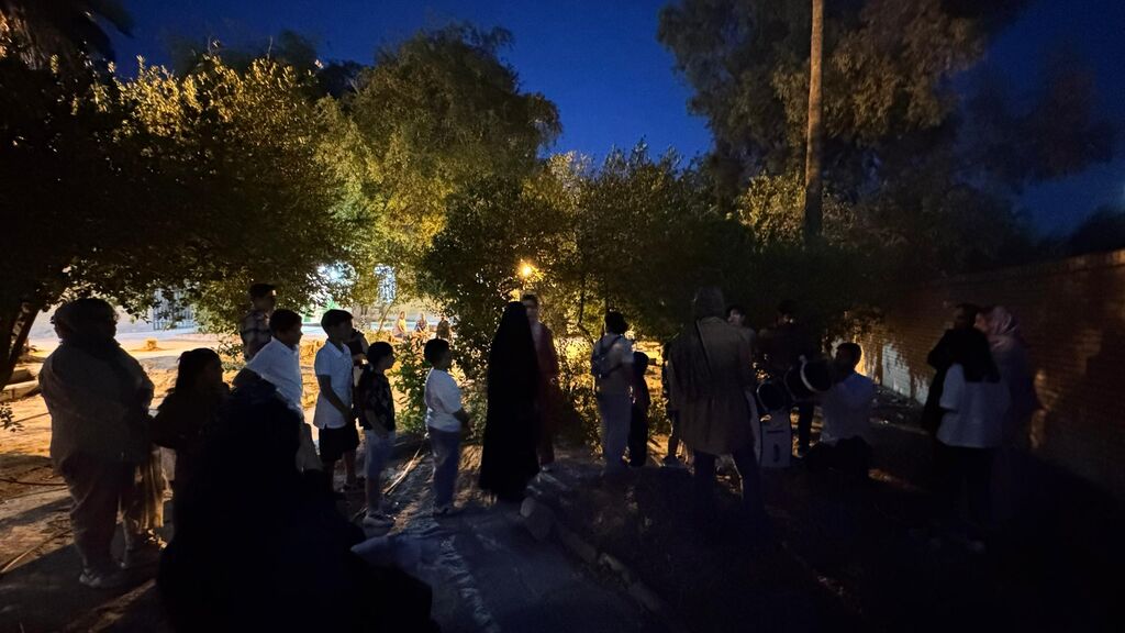 1295569 رصد شبانهی ماه و ستارگان در کانون پرورش فکری گچساران