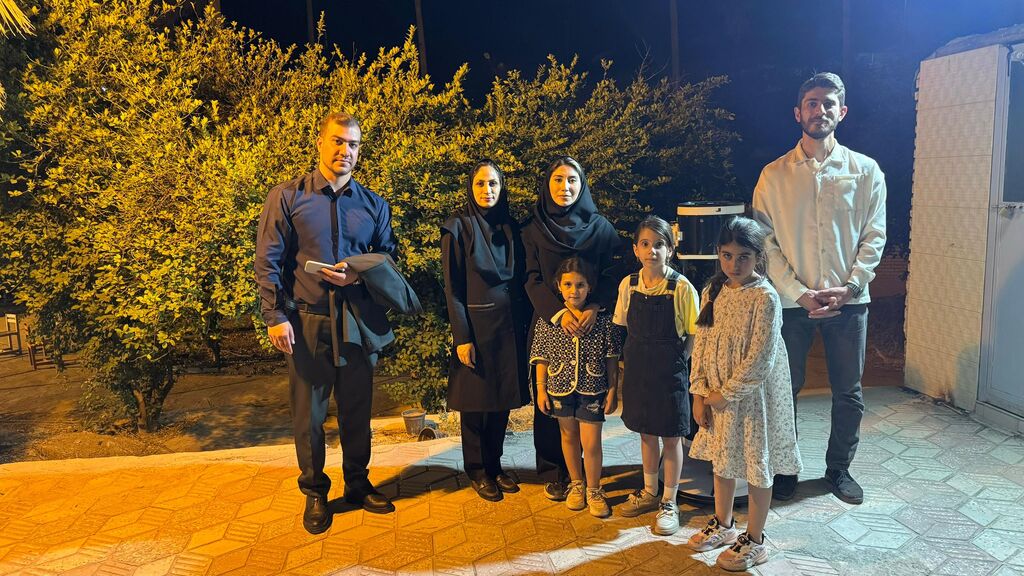 1295571 رصد شبانهی ماه و ستارگان در کانون پرورش فکری گچساران