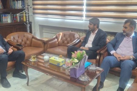 نشست مشترک مدیرکل کانون فارس با مدیرکل نوسازی و تجهیزات مدارس استان فارس