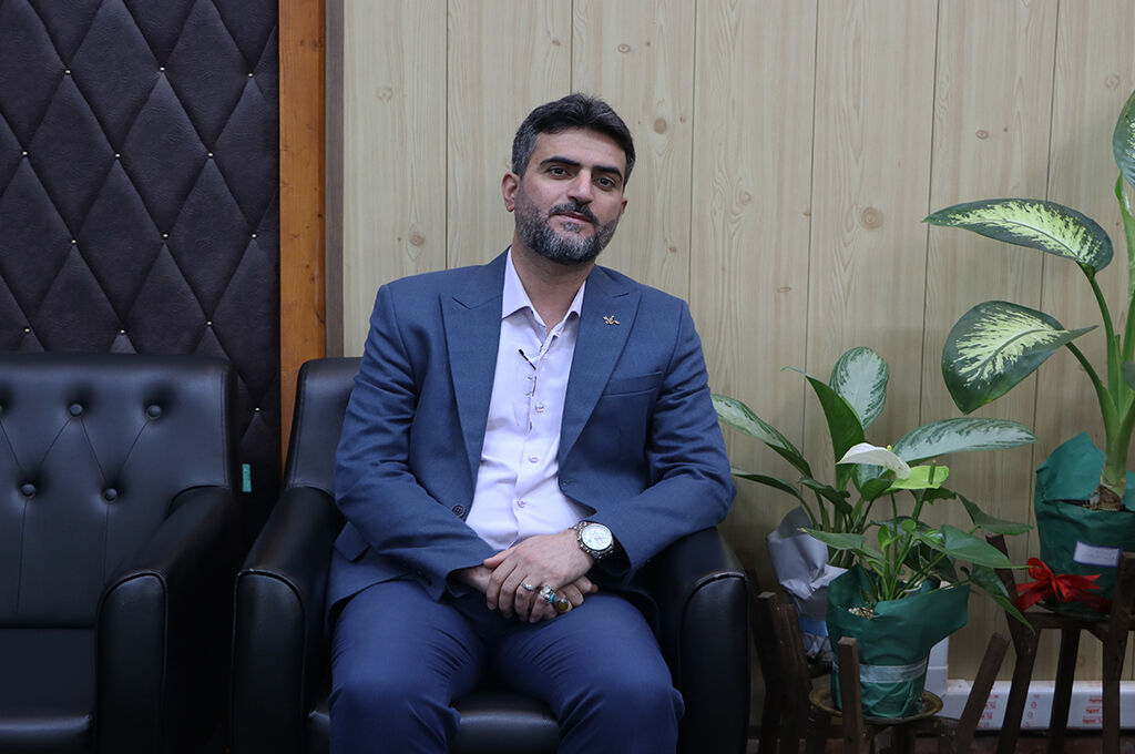 1295618 راهاندازی مرکز سیار در مناطق کمبرخوردار مورد حمایت است/ خودرو در اختیار کانون قرارمیگیرد