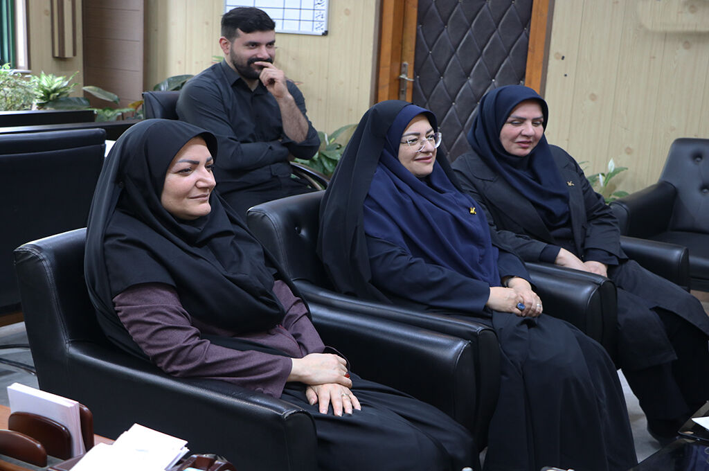 1295619 راهاندازی مرکز سیار در مناطق کمبرخوردار مورد حمایت است/ خودرو در اختیار کانون قرارمیگیرد