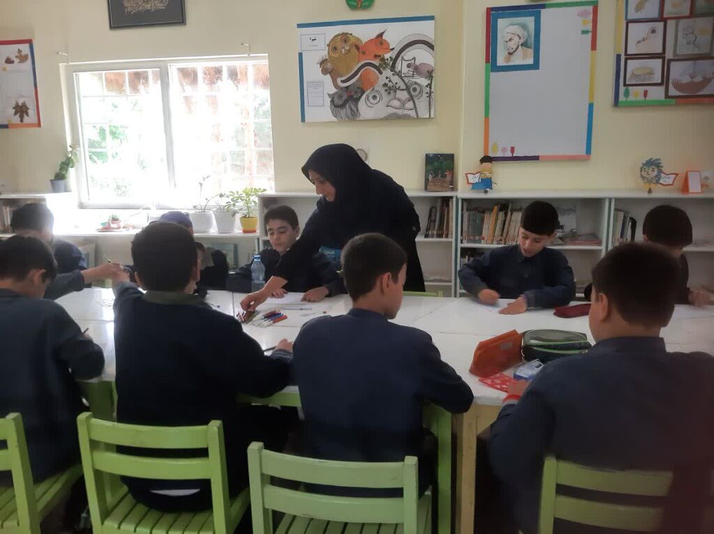 1295974 آخرین روزهای «هفته نجوم» در مراکز کانون البرز