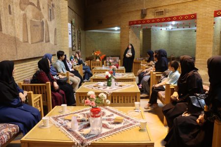 قصه بخشی عظیمی از هویت ایرانی ماست، قصه را جدی بگیرید