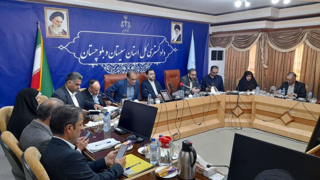 1296432-1 طرح «نماد» تعهدی ملی برای واکسینهسازی فرهنگی دانشآموزان است