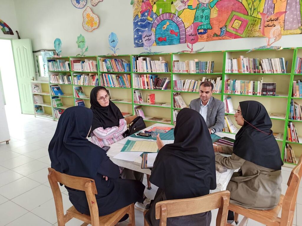 1296721 بازدید فشرده معاون فرهنگی کانون از مراکز فارس با تمرکز بر پروژه «اوقات فراغت»
