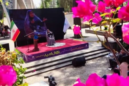 درخشش مربی کانون در مرحله استانی دوسالانه قصه‌گویی «نهال امید»