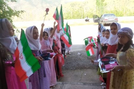 مشارکت مرکز نوسود در برگزاری جشن هفته معلم این شهرستان