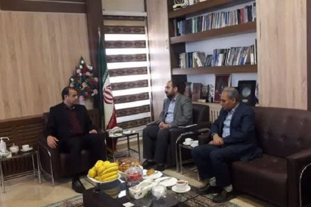 دیدار مدیر کل کانون استان با فرماندار بجستان