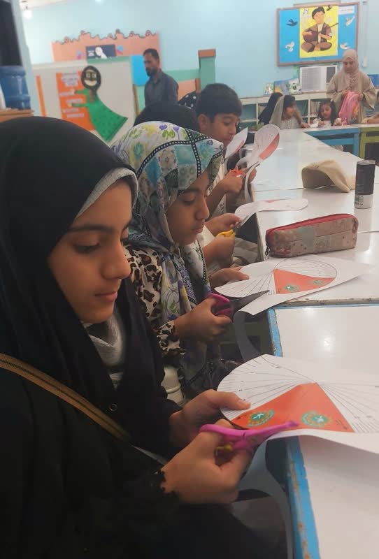 1297228 ساخت ساعت آفتابی همراه با رصد خورشید