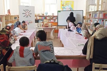 اجرای بسته‌های فرهنگی ویژه دهه کرامت در مرکز الگوی تربیتی شماره ۳ کانون تبریز