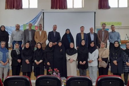 مدرس زبان پلی است بین مهارت‌های زبانی و توانایی‌های انسانی