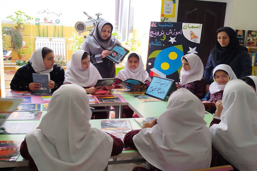 1297978-2 هفته جهانی نجوم در کانون استان اردبیل گرامی داشته شد