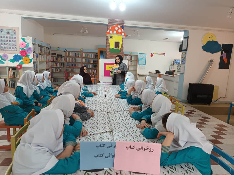 1297988-2 هفته جهانی نجوم در کانون استان اردبیل گرامی داشته شد