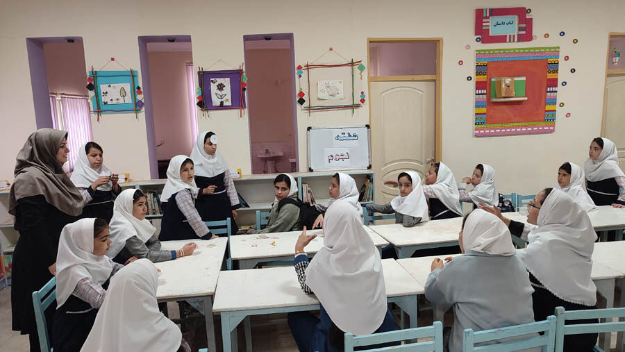 1298005-2 هفته جهانی نجوم در کانون استان اردبیل گرامی داشته شد