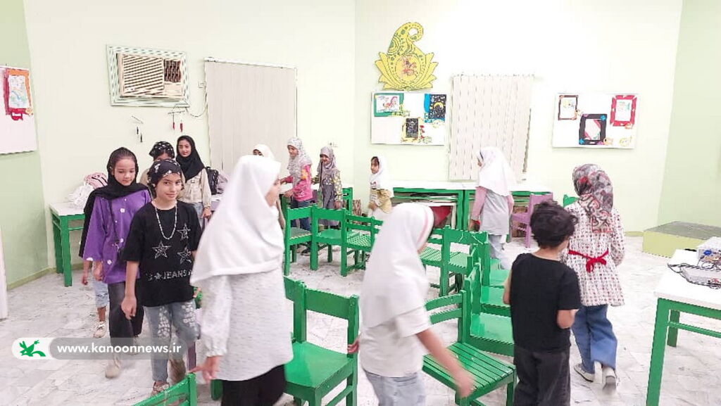 1298043-2 دیدار مدیرکل کانون استان بوشهر با فرماندار تنگستان