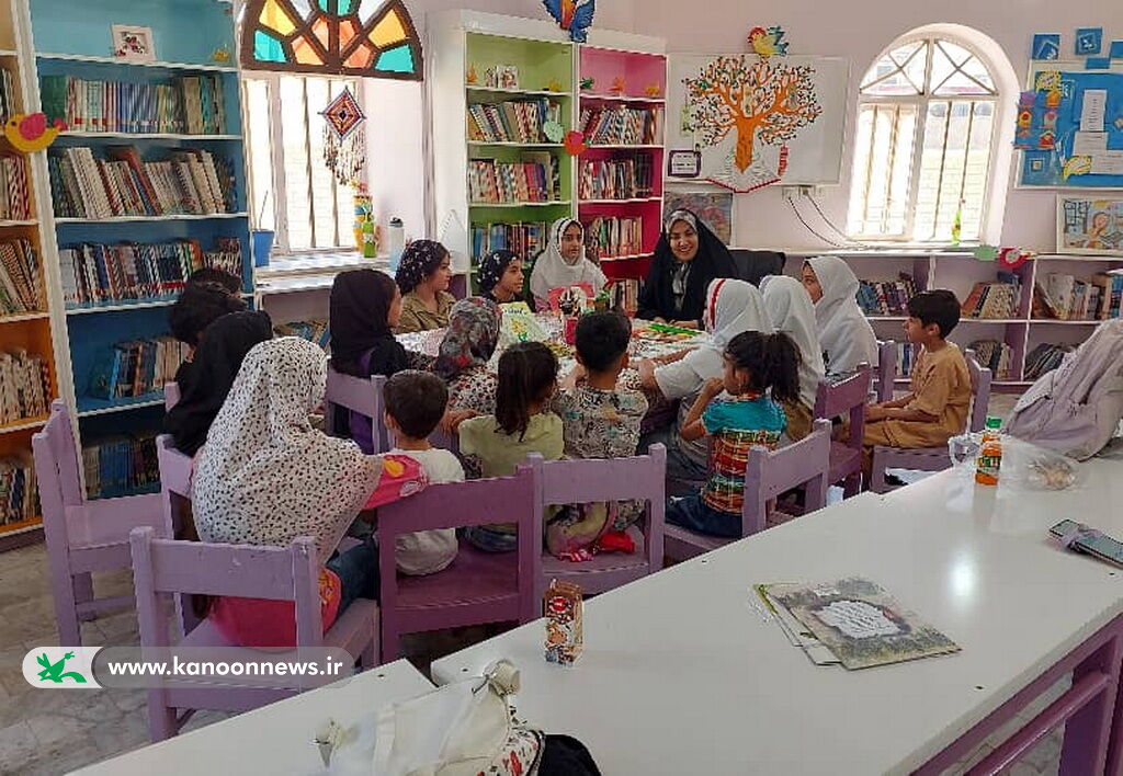 1298047-2 دیدار مدیرکل کانون استان بوشهر با فرماندار تنگستان