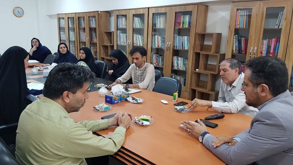 1298061 دومین نشست شورای فرهنگی سال ۱۴۰۴ کانون کرمانشاه