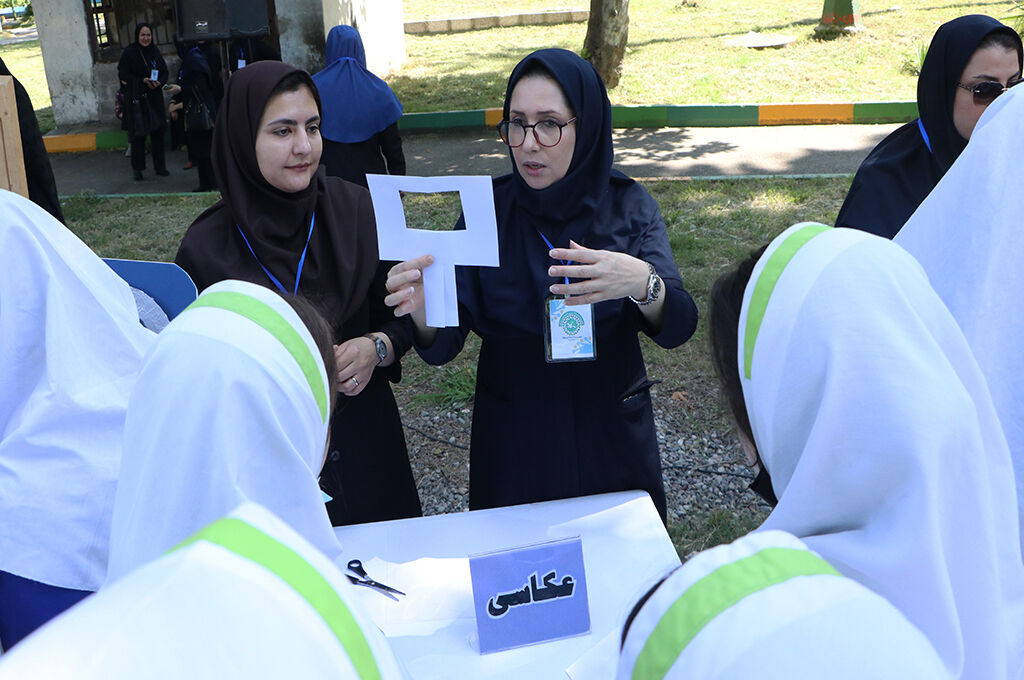 1298218-2 همایش نجومی کاوشگران کهکشان درفومن برگزارشد/ یک رویداد علمی با طعم فرهنگ و هنر