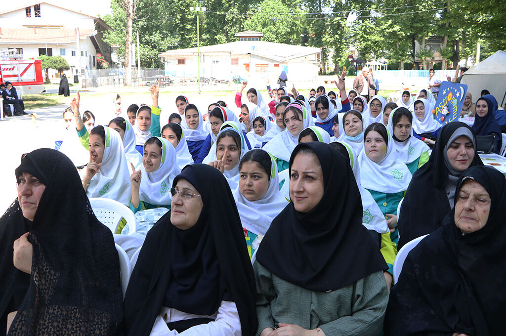 1298233-2 همایش نجومی کاوشگران کهکشان درفومن برگزارشد/ یک رویداد علمی با طعم فرهنگ و هنر